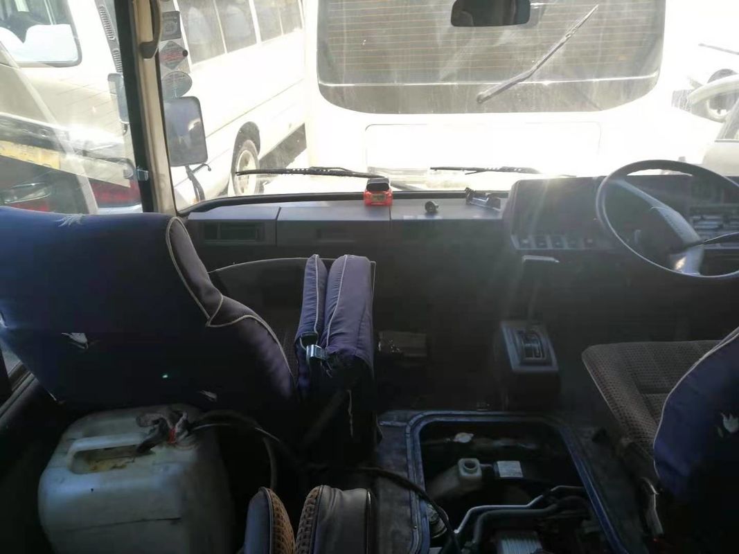 Motor usado condução à direita do quilômetro 1hz do tipo 23/29seats de Toyota do ônibus da pousa-copos baixo