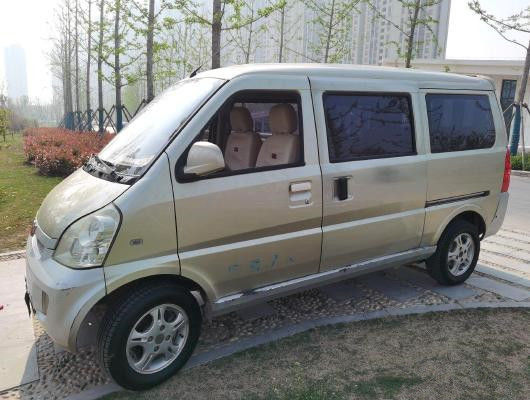 2013 modo da movimentação do combustível LHD de Mini Bus Used Cars Gasoline dos assentos do carro 7 de Wuling do ano