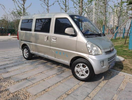2013 modo da movimentação do combustível LHD de Mini Bus Used Cars Gasoline dos assentos do carro 7 de Wuling do ano