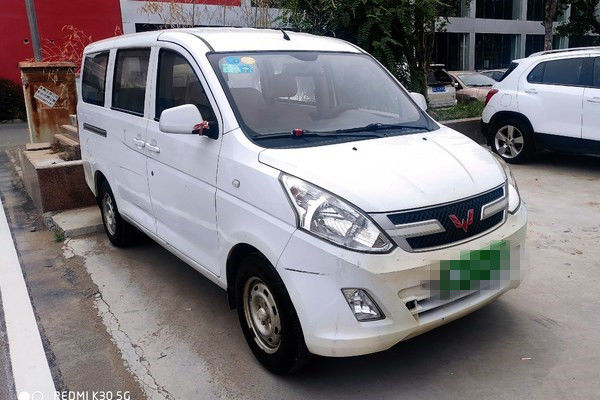 2016 movimentação do combustível LHD de Mini Bus Used Cars Gasoline do carro usado de Wuling dos assentos do ano 7