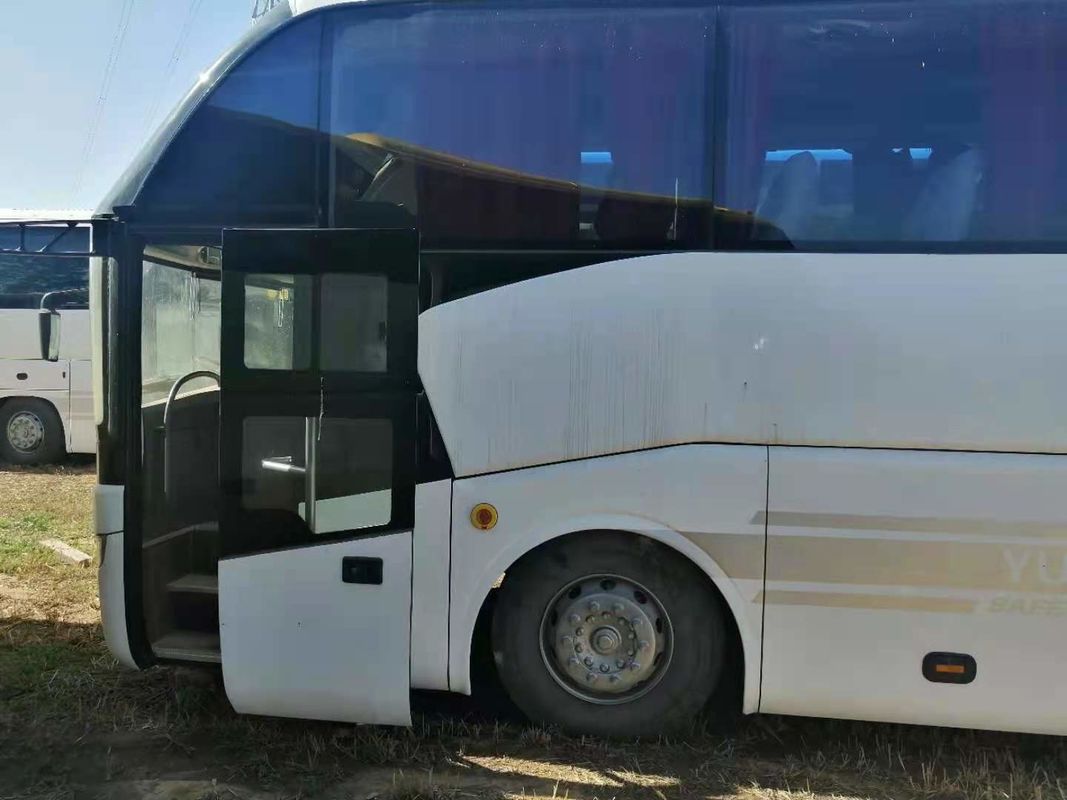 55 treinador usado ônibus usado assentos Bus de Yutong ZK6127H motor diesel RHD de 2011 assentos novos do ano nas boas condições