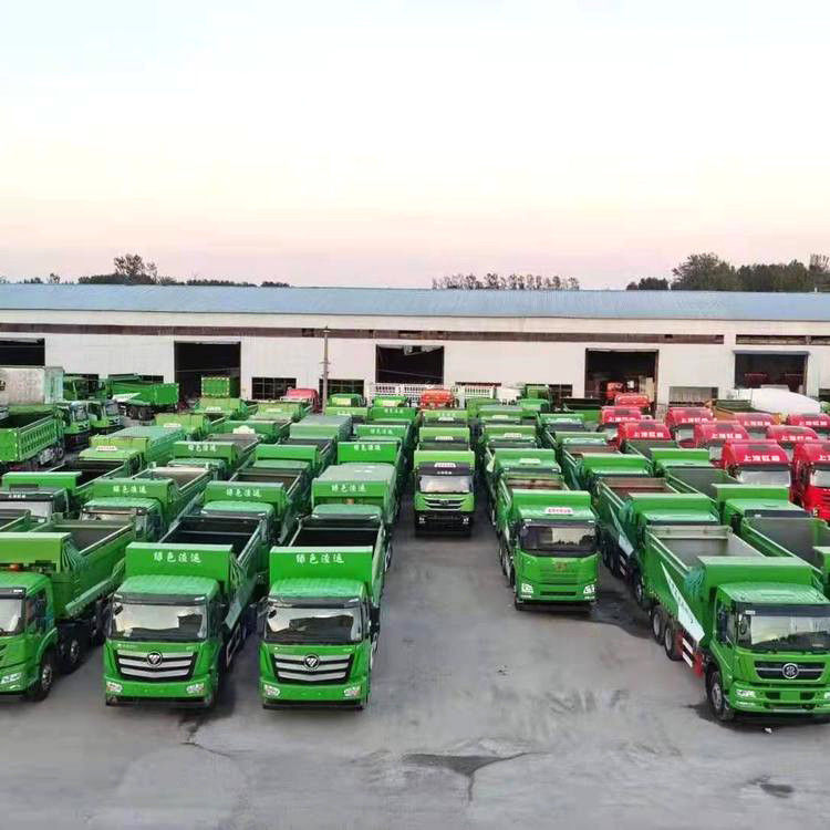 O caminhão basculante de 375HP China 6X4 8X4 FOTON AUMAN usou o preço de 50 toneladas de LHD RHD