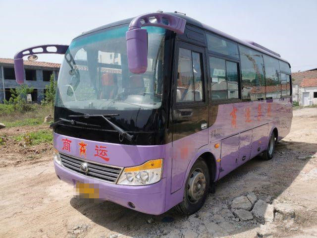 2015 ônibus usado de Yutong dos assentos do ano 30 ZK6752D1 com Front Engine Used Coach Bus para o turismo