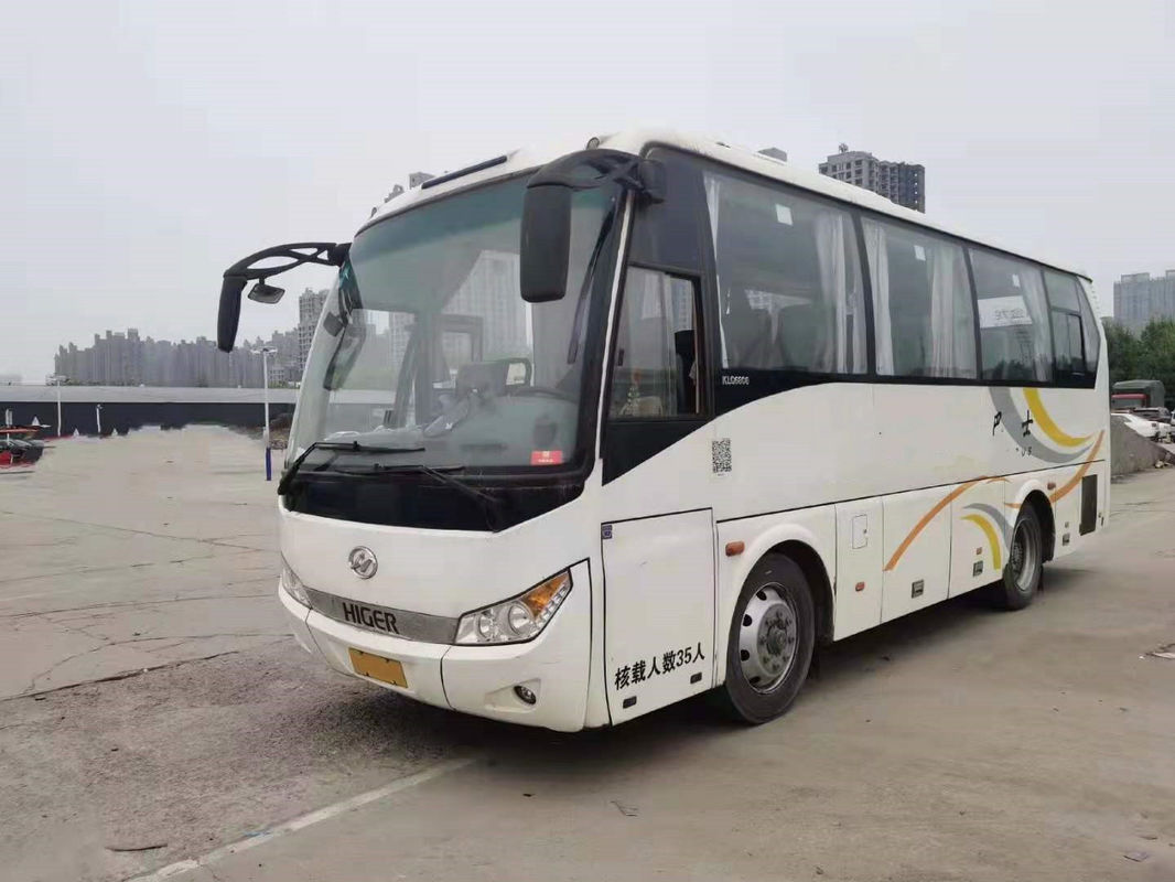 O motor traseiro usado 140kw de Yuchai de uns assentos mais altos do ônibus KLQ6808 35 usou quilômetro de Bus Steel Chassis do treinador o baixo