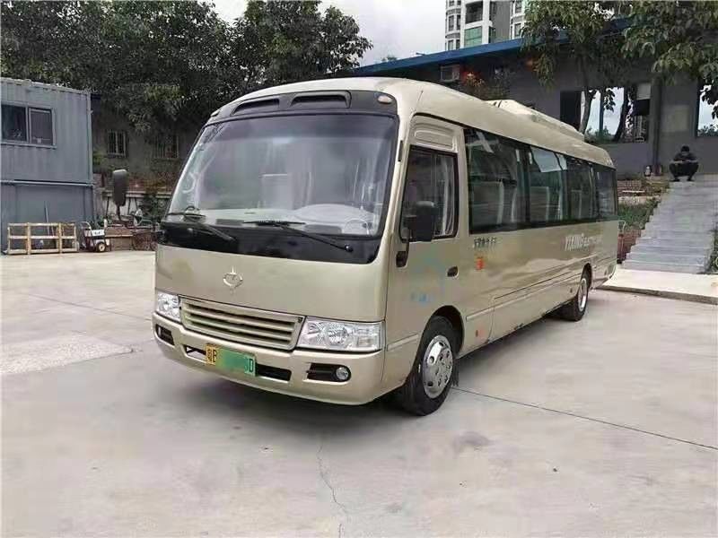 31 assentos ônibus usado 2016 anos da pousa-copos de Feiyan usaram a direção elétrica da mão esquerda do motor de Mini Bus Coaster Bus With