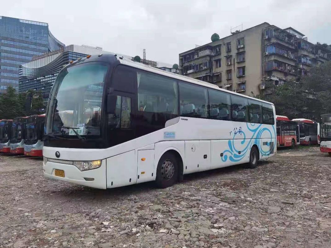 O ônibus usado ZK6122 49 de Yutong assenta o motor traseiro usado de aço da movimentação WP.10 da mão esquerda do ônibus do passageiro das portas dobro do chassi