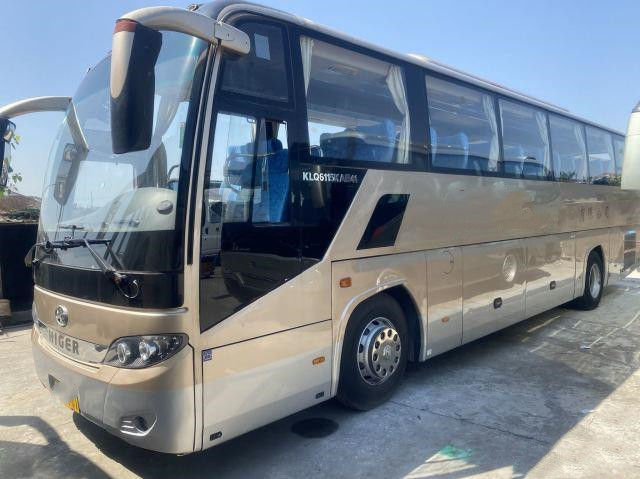Direção usada da esquerda das portas dobro do chassi da bolsa a ar do motor da parte traseira de Bus Higer Brand KLQ6115 51seats Weichai do treinador