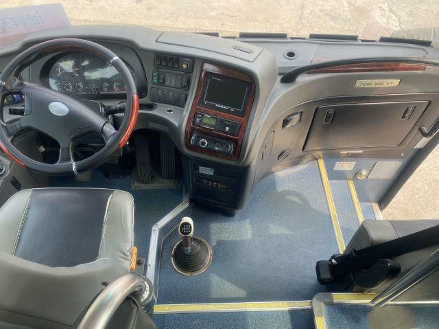 Ônibus grande usado 2+2layout da capacidade dos assentos novos do motor da parte traseira de Yuchai do chassi da bolsa a ar do tipo 35seats de Zhongtong do ônibus de excursão