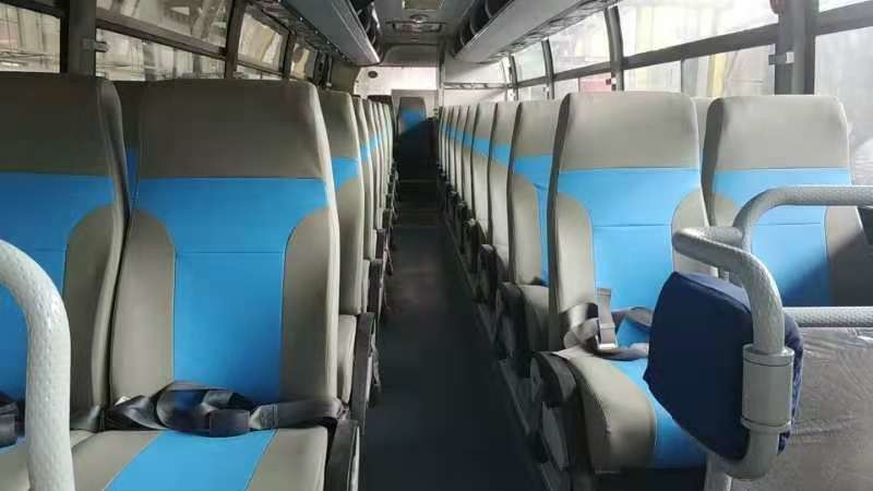 39 assentos YutongBus usado ZK6908 usaram o treinador Bus 2013 anos que dirigem os motores de diesel de LHD