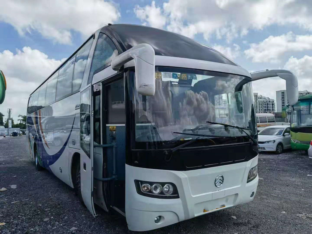 Dragon Bus dourado usado XML6125 usou portas dobro do Euro IV traseiro do motor 127kw do ônibus de excursão 55seats Yuchai