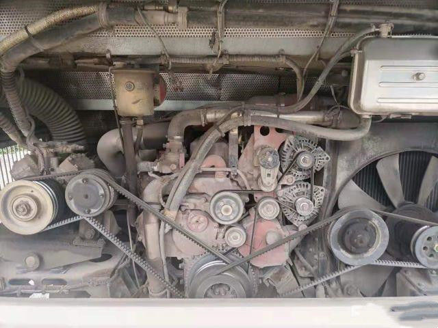 O tipo usado 55 de Bus XMQ6110 Kinglong do treinador assenta portas dobro do motor de Yuchai