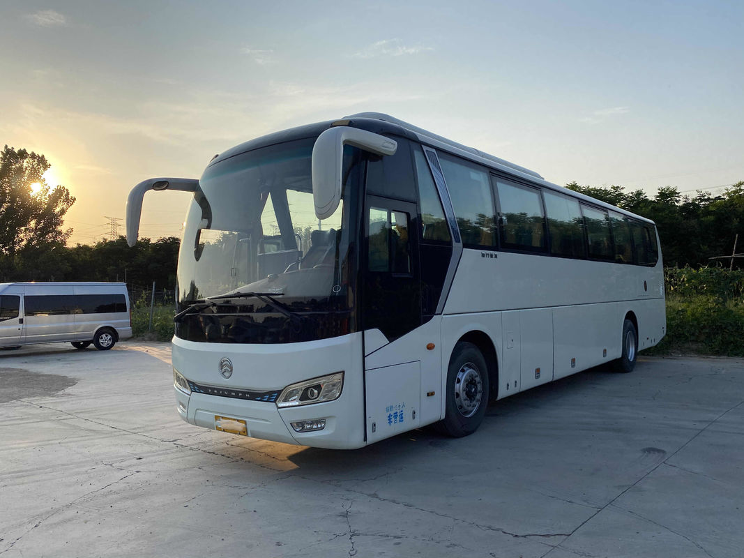 Ônibus usado luxuoso 12meter LHD do passageiro das portas dobro dos assentos de Bus Golden Dragon XML6122 52 do treinador do novo tipo
