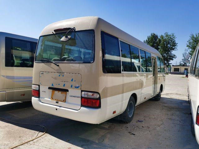 Gasolina luxuosa usada LHD 2017 das mesas dos assentos da pousa-copos 17-30 Seater de Toyota feita em Japão