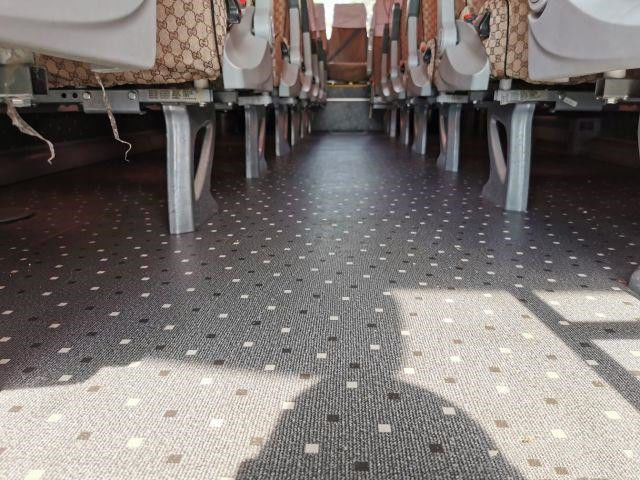Ônibus mais altos usados de Toyota para assentos de Mini Car Kinglong Bus Coach XMQ6802 35 da condução à direita de Filipinas Hiace