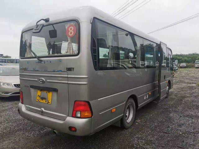 11 assentos treinam boas condições usadas origem de Bus Max Diesel Tank Engine Dimensions Hyundai Mini Bus CHM6710
