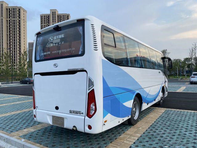 A segunda mão Kinglong usou o treinador Bus 36 assentos que a movimentação manual da mão esquerda transporta o tipo XMQ6829