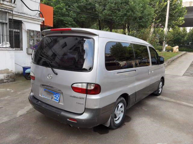 O tipo usado HFC6518 de alta qualidade de Jianghuai do veículo fez em China 7 assentos Mini Cars