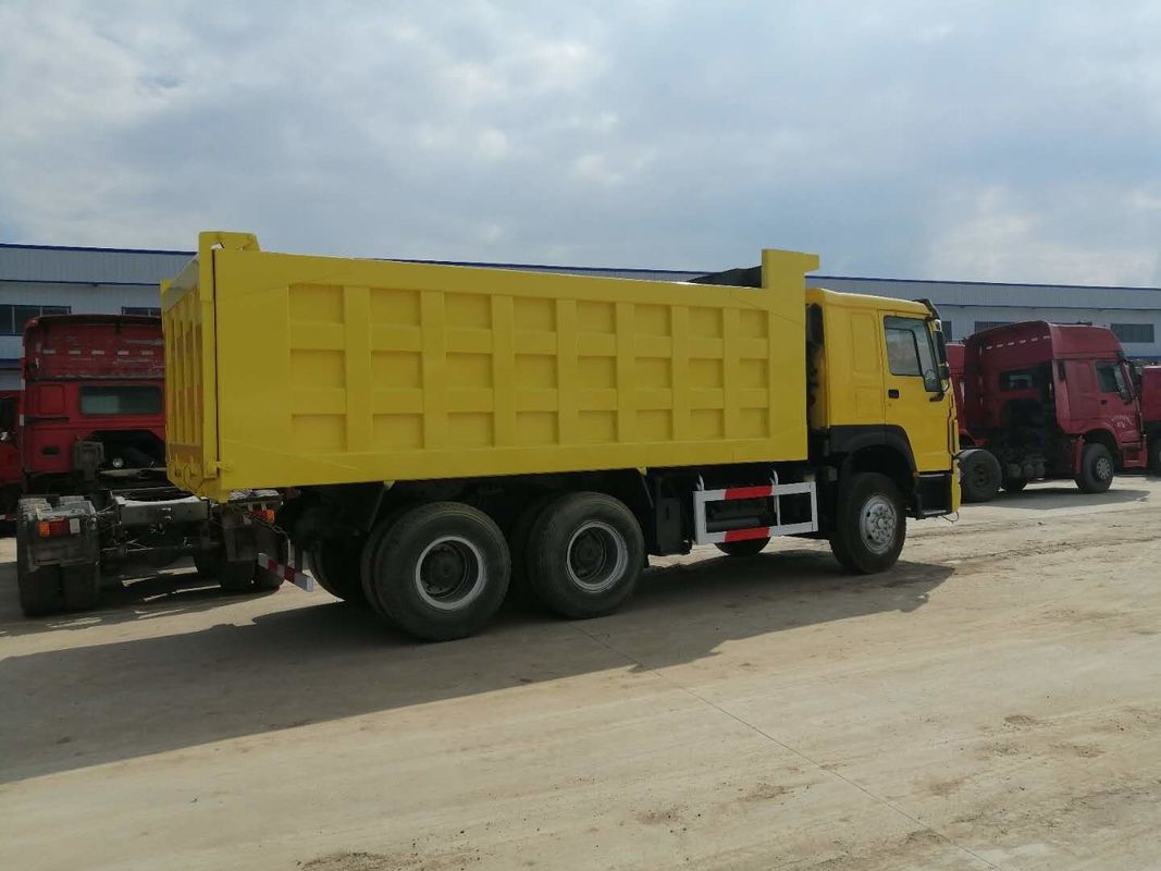 Caminhão basculante usado 6x4 Tipper Trucks Sale do caminhão basculante SINOTRUK HOWO em Gana para o caminhão basculante usado barato da venda