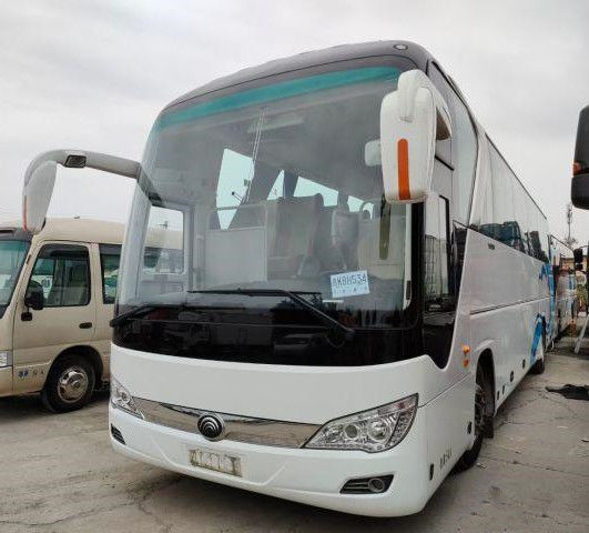 2018 ônibus usado LHD de Yutong do ano 54 assentos que dirige o condicionador usado ZK6122HQ de Bus With Air do treinador