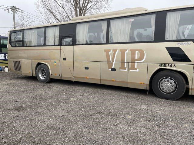 O motor traseiro diesel de 2018 assentos do ano 54 usou um acidente usado KLQ6129TA mais alto de Bus No do treinador do ônibus