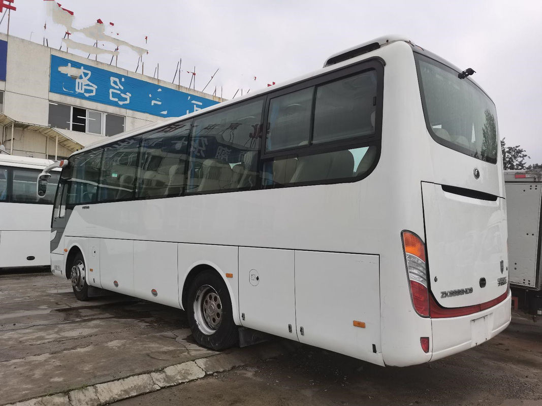 2013 o ônibus usado do ano 35 assentos usou o ônibus ZK6888 de Yutong usou o treinador Bus LHD que dirige os motores diesel