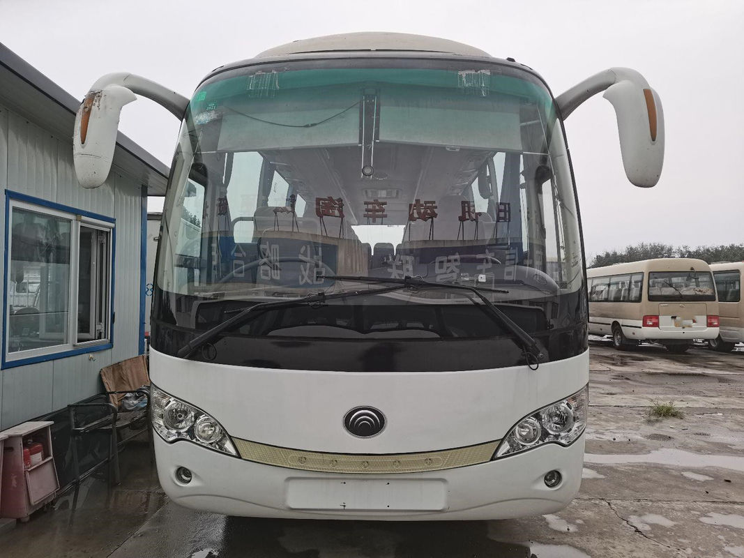 2013 o ônibus usado do ano 35 assentos usou o ônibus ZK6888 de Yutong usou o treinador Bus LHD que dirige os motores diesel