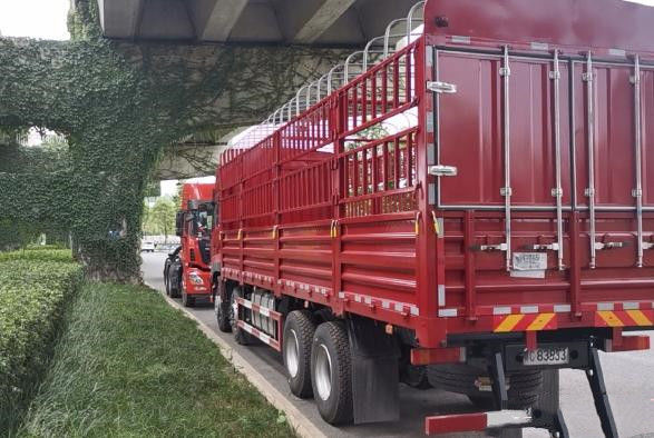 O dong-Feng 8x4 420hp China usou Lorry Cargo Trcuk Brand New LHD/RHD