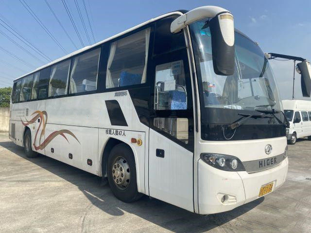 Portas duplas usadas 47 assentos ônibus mais altos usados ​​motor LHD KLQ6115 Yuchai