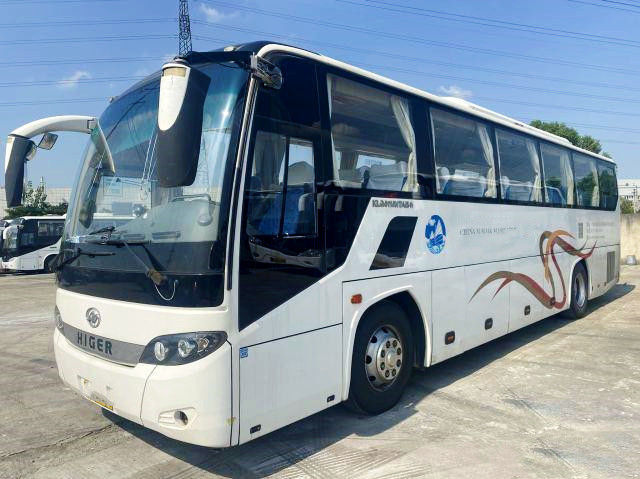 Portas duplas usadas 47 assentos ônibus mais altos usados ​​motor LHD KLQ6115 Yuchai