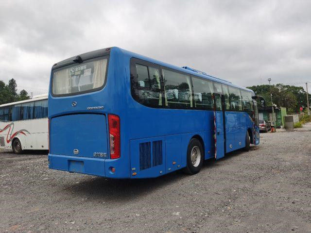 Kinglong usou o ônibus Toyota do ônibus XMQ6110 Hiace 48 assentos para portas dobro de preço de venda