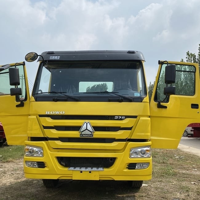 Cabeça usada do trator de Howo da mão do caminhão 6*4 segundo do trator de HOWO 375hp com boas condições