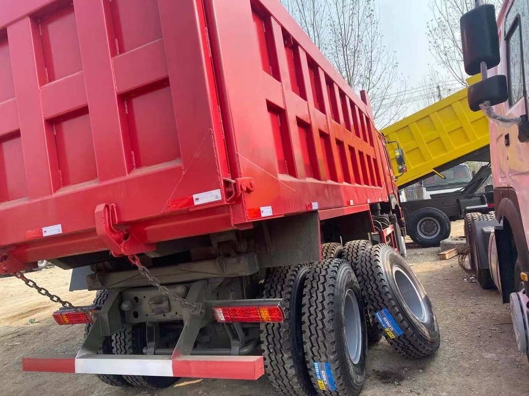 Caminhão basculante usado 6*4 de Howo que conduz o Euro modelo 2 da maneira WD615.47 de Right Hand Driving