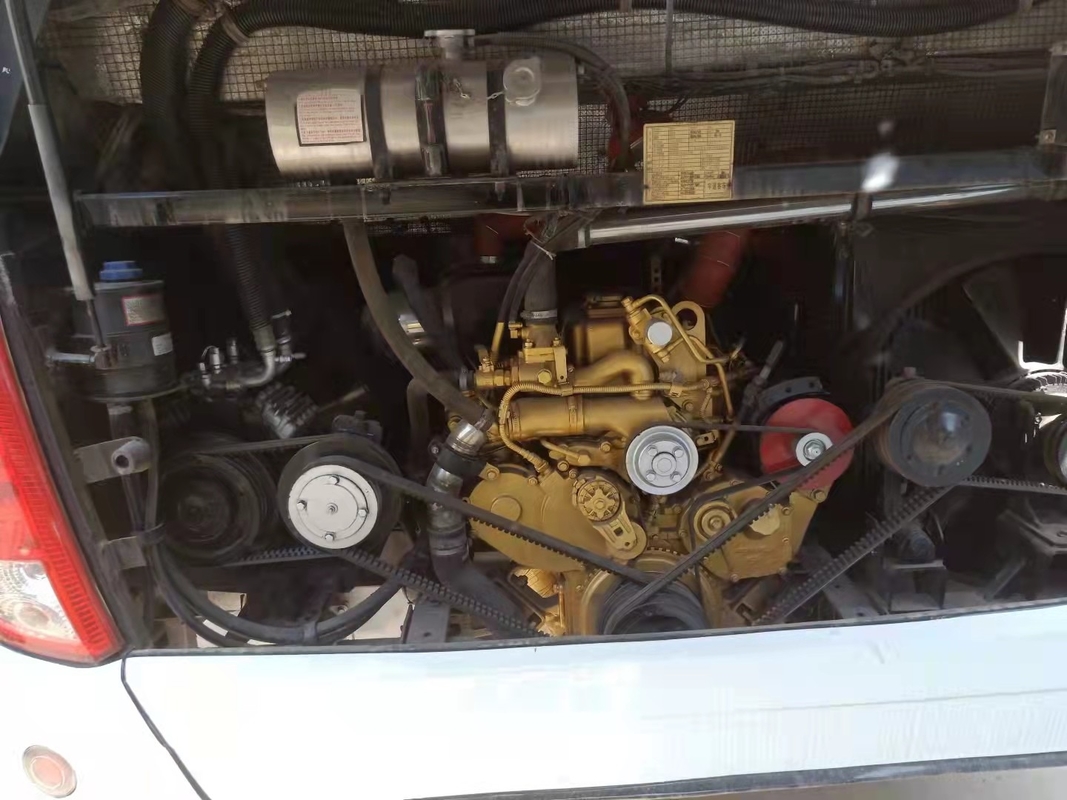 EURO usado III do motor da parte traseira dos assentos LHD de Bus Kinglong Brand 51 do treinador