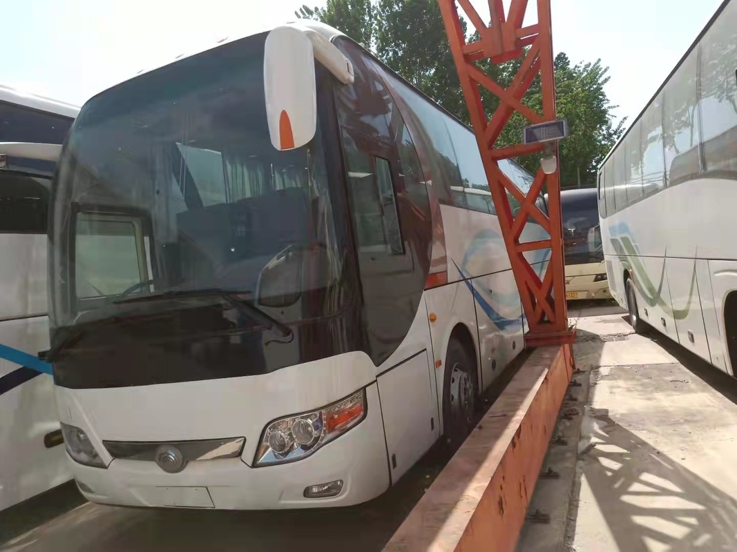 46 treinador usado ônibus usado assentos Bus de Yutong ZK6110 2014 ônibus do passageiro da direção LHD do ano 100km/H
