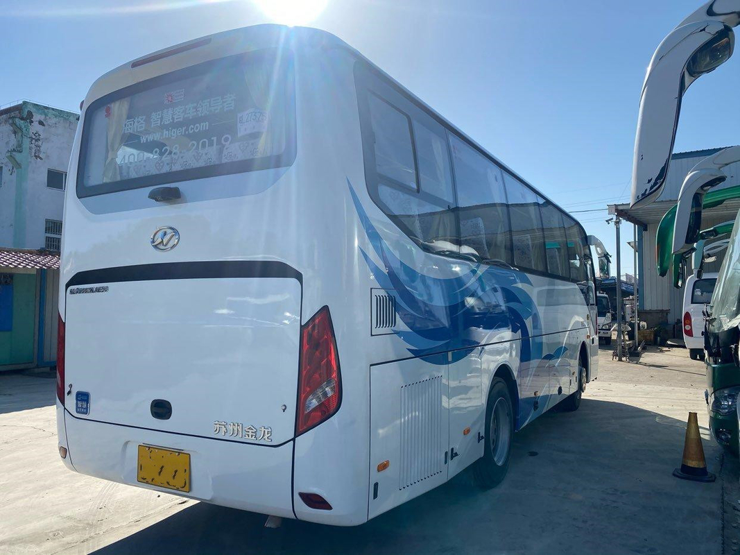 KLQ6882 usou o treinador longo Buses da viagem 50 assentos que RHD usou o ônibus Front Engine de Yutong