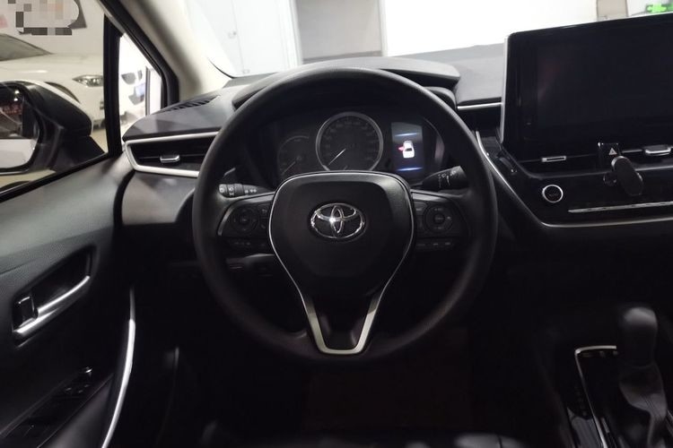 Veículo eclético usado do carro de Corolla com cor branca dos assentos do pioneiro 5 de Corolla 2021 1.2T S-CVT