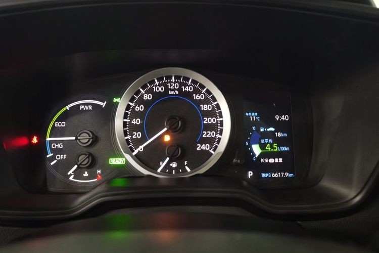 Veículo eclético usado do carro de Corolla com cor branca dos assentos do pioneiro 5 de Corolla 2021 1.2T S-CVT