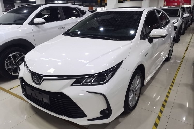 Veículo eclético usado do carro de Corolla com cor branca dos assentos do pioneiro 5 de Corolla 2021 1.2T S-CVT