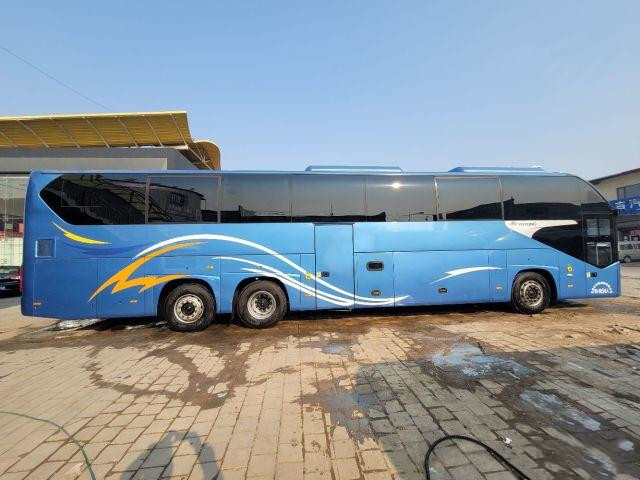 EURO luxuoso V da bolsa a ar do ônibus de Yutong dos assentos do treinador 56 do ônibus de Decker Zk 6148 Youtong do dobro do ônibus