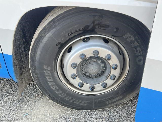 A linha central 2 usou portas dobro do motor dos assentos do ônibus de Passanger Yutong a bolsa a ar luxuosa de 33