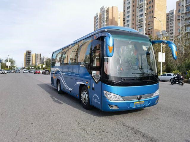 Chassi pequeno da bolsa a ar do motor de Yuchai dos assentos da segunda mão 39 do ônibus de Bus Used Yutong do treinador
