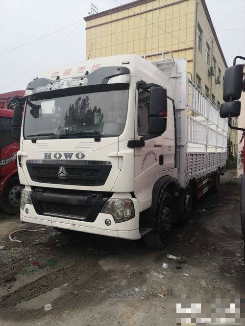 Tipo usado carga 420hp LHD da grade do armazém do caminhão basculante 6*2 de Howo