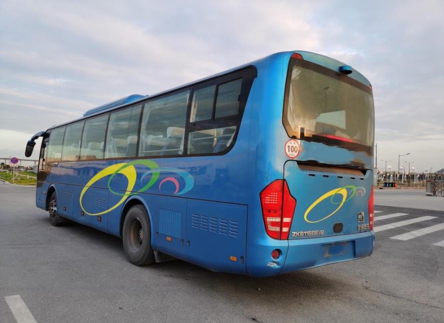 Os ônibus Sightseeing interurbanos usados de Yutong usaram ônibus diesel de Buses Passenger Used do treinador interurbano