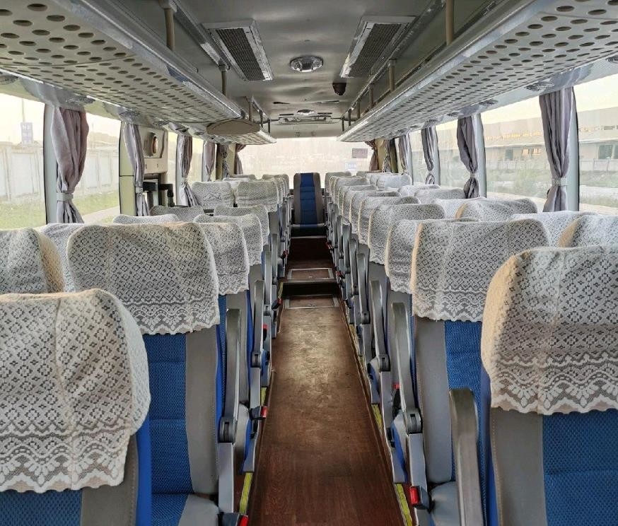 Os ônibus Sightseeing interurbanos usados de Yutong usaram ônibus diesel de Buses Passenger Used do treinador interurbano