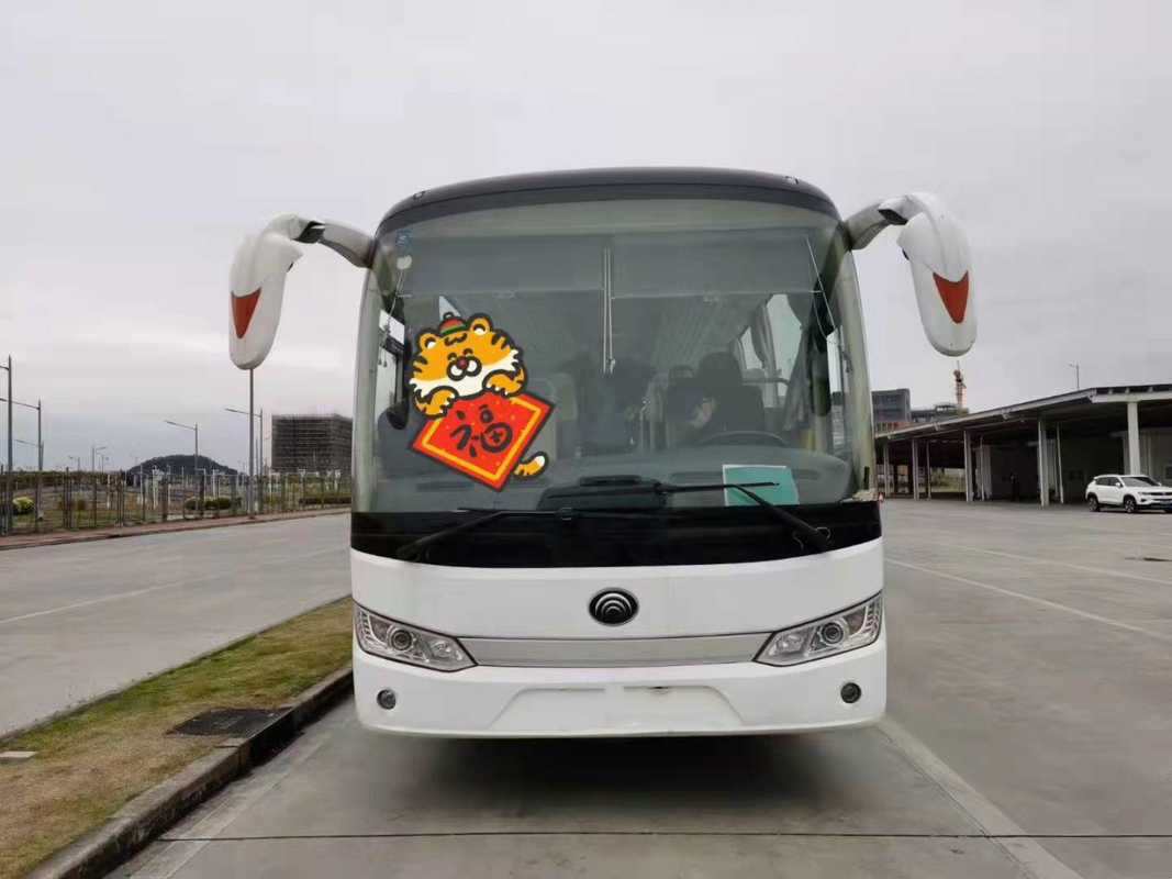 Yutong usou o transporte que os veículos brancos usaram 50Seats interurbano diesel usaram o treinador Buses