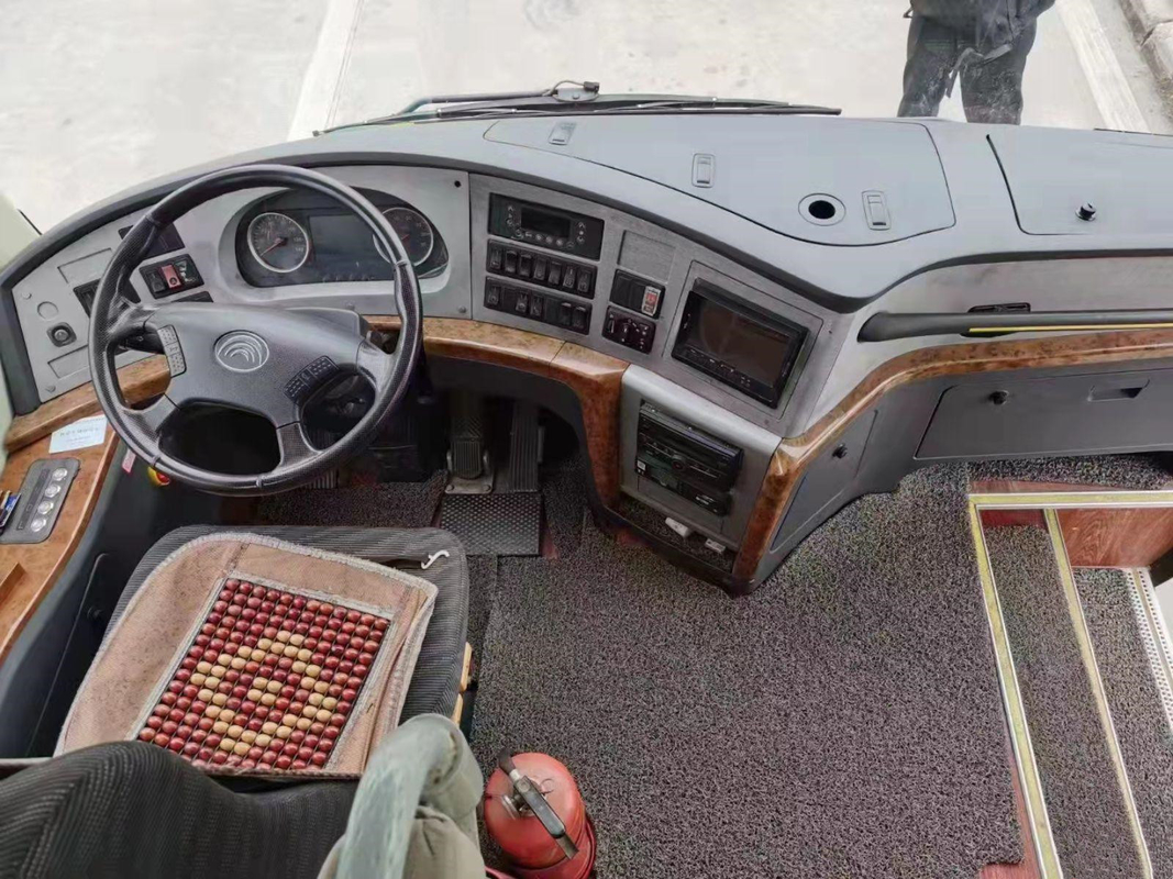 Yutong usou o transporte que os veículos brancos usaram 50Seats interurbano diesel usaram o treinador Buses