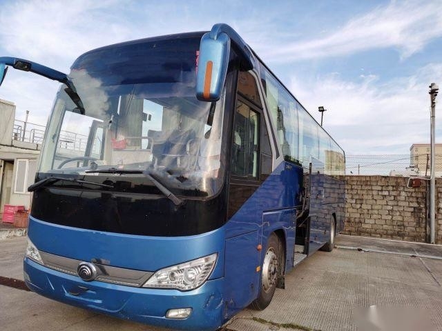 Motor traseiro das portas esquerdas esquerdas da direção dois do ônibus da mão de Yutong 49 Seat ZK6110 ò da direção