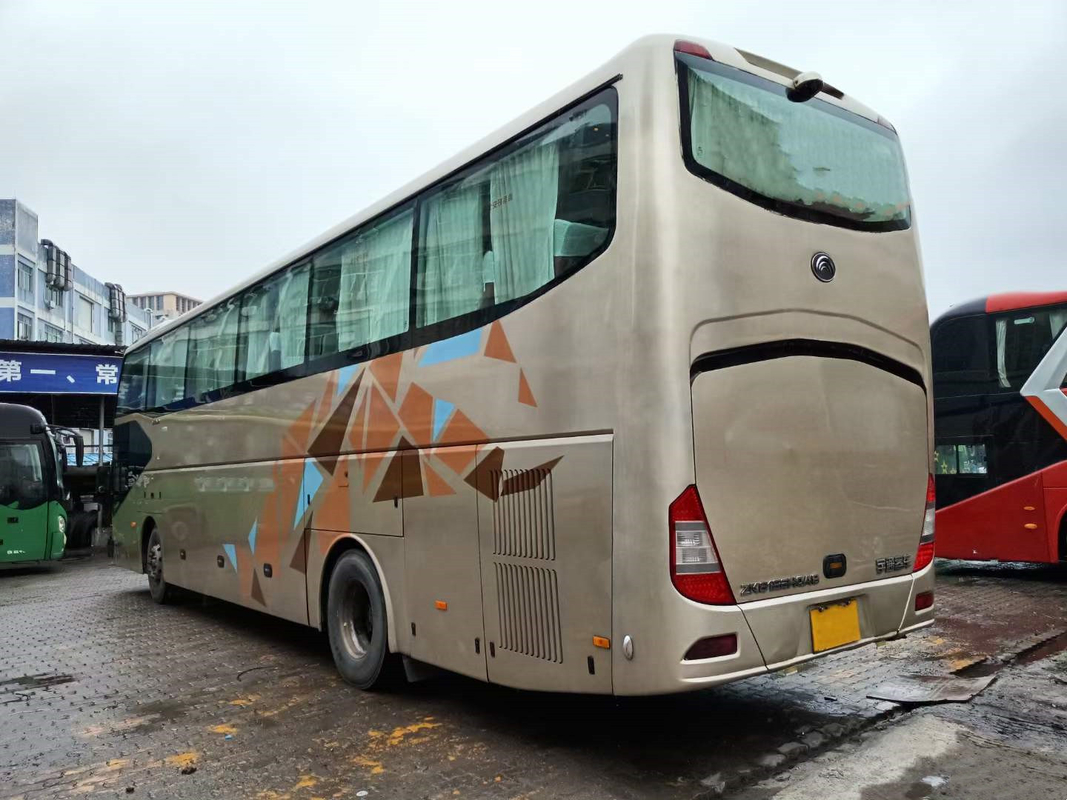 O tipo usado de Yutong treinador Bus que de uma excursão de 2015 anos ZK6126 usou o ônibus diesel do motor 375hp de Weicahi usou o ônibus do EURO III das portas dobro