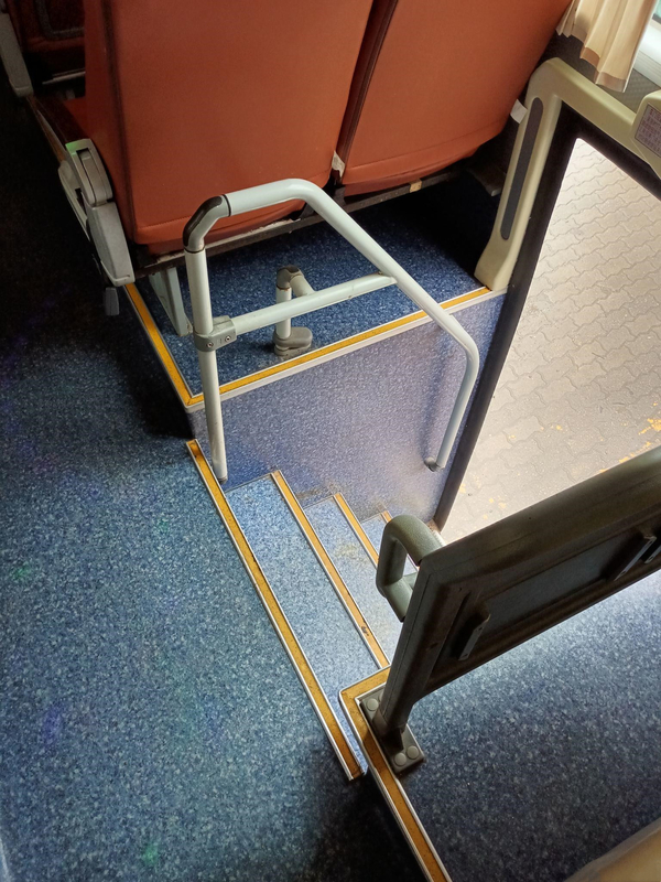 O tipo usado de Yutong treinador Bus que de uma excursão de 2015 anos ZK6126 usou o ônibus diesel do motor 375hp de Weicahi usou o ônibus do EURO III das portas dobro
