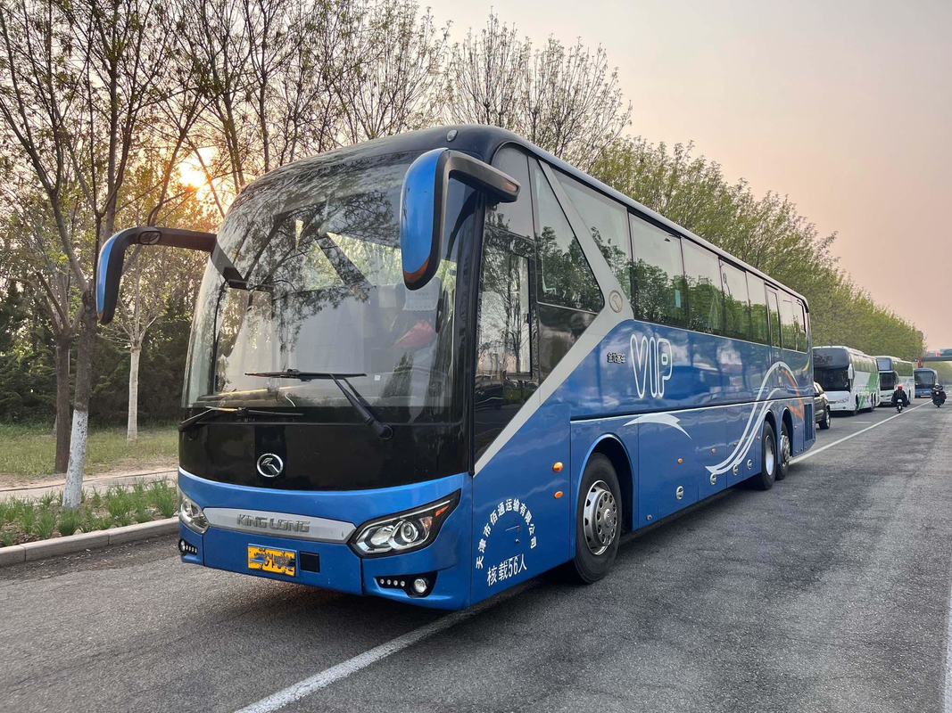O ônibus XMQ6135 novo de Kinglong usou o treinador Buses 56 assentos LHD Front Engine Double Axle